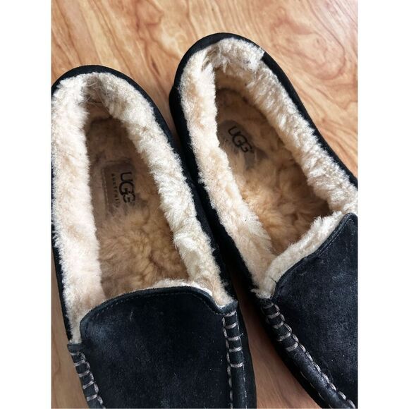 UGG Womens Ansley Black Moccasin Slippers Size 6 Uggs - Picture 4 of 5